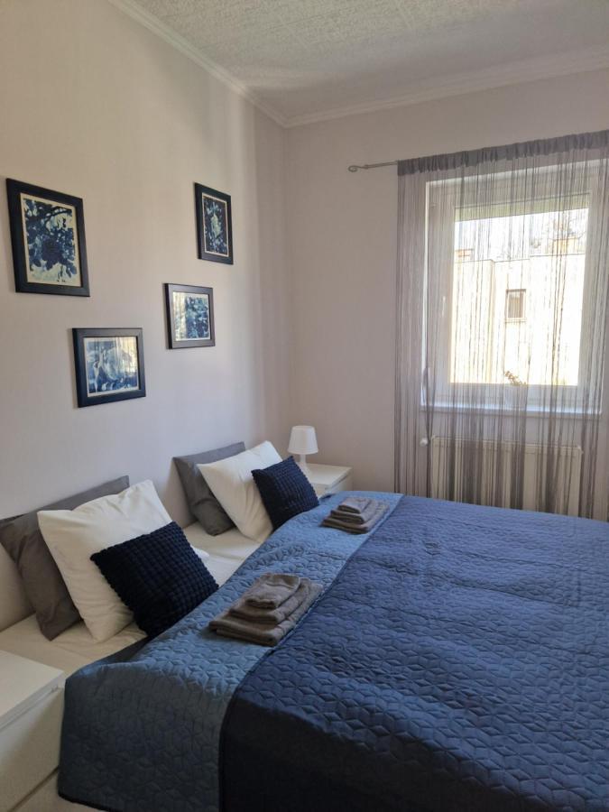 White House Apartman Budapest Esterno foto