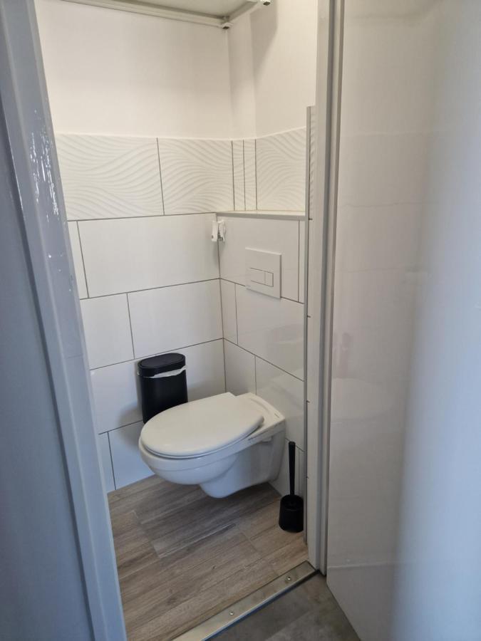 White House Apartman Budapest Esterno foto